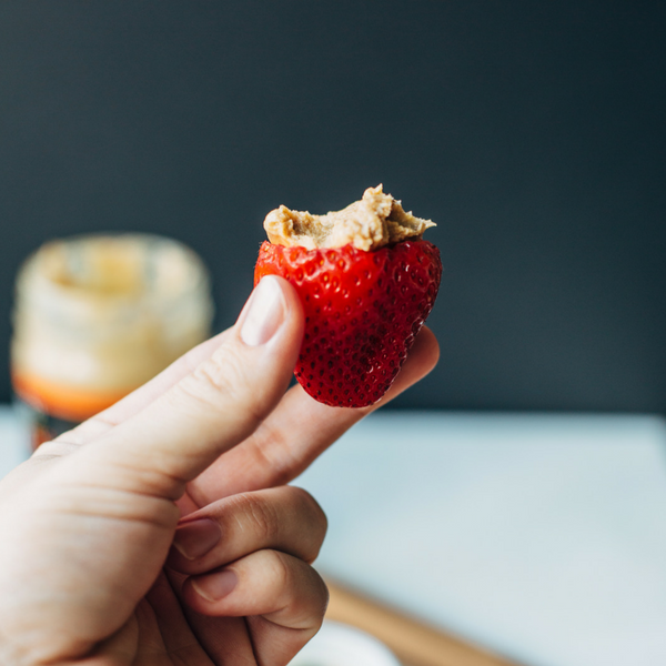 Cinnamon Cashew Stuffed Strawberries