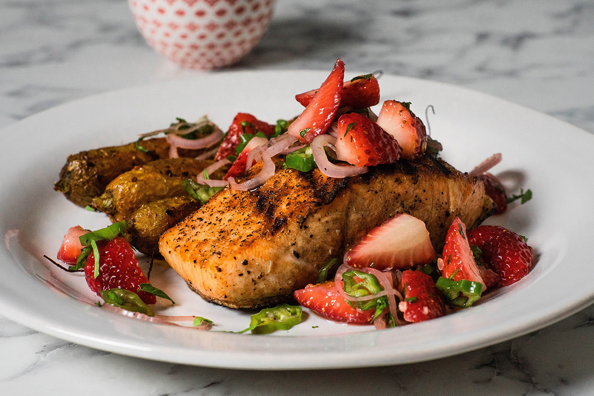 grilled salmon, strawberry, shishito and shallot salad, heirloom carrots recipe