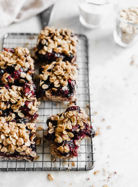 Blueberry Crumble Breakfast Bars