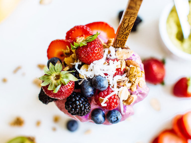 Matcha & Berry Smoothie