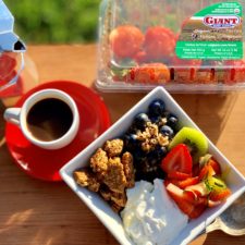 Blueberry-Vanilla Quinoa Bowl with Fresh Strawberry
