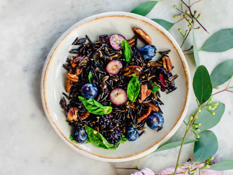 Festive Wild Rice and Candied Pecans Appetizer