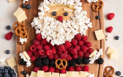 santa berry snack board-1